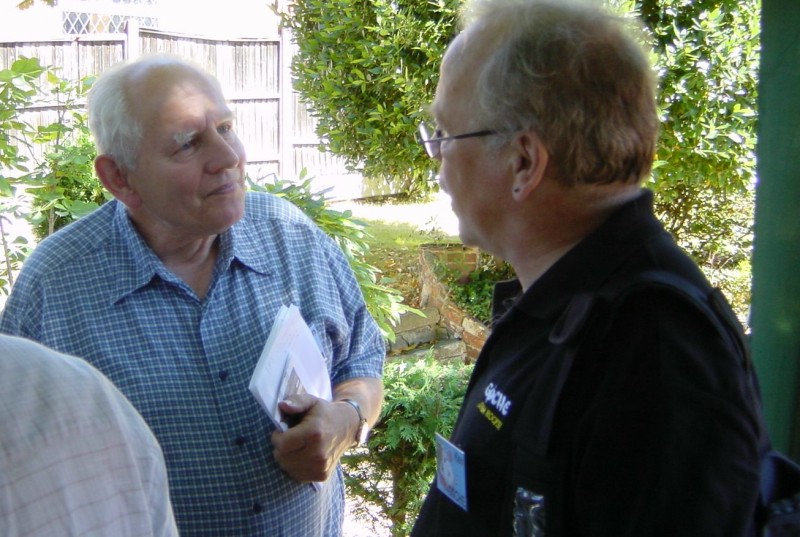 ../Images/I wonder what they were talking about Don-G3JHM and Kev-G0CHE.jpg